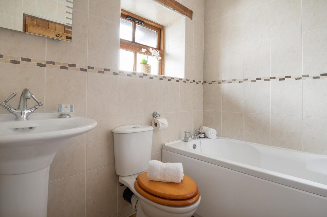 Beautiful Countryside Cottage On The North Wales Coast Abergele Extérieur photo