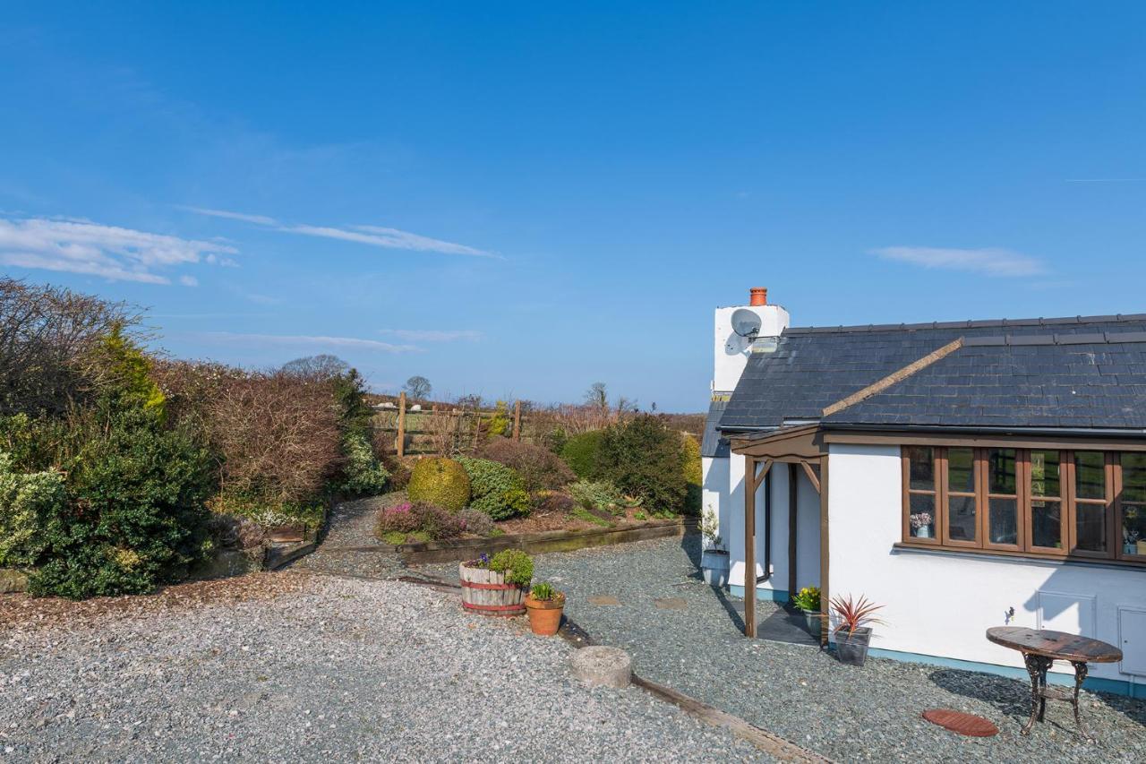 Beautiful Countryside Cottage On The North Wales Coast Abergele Extérieur photo