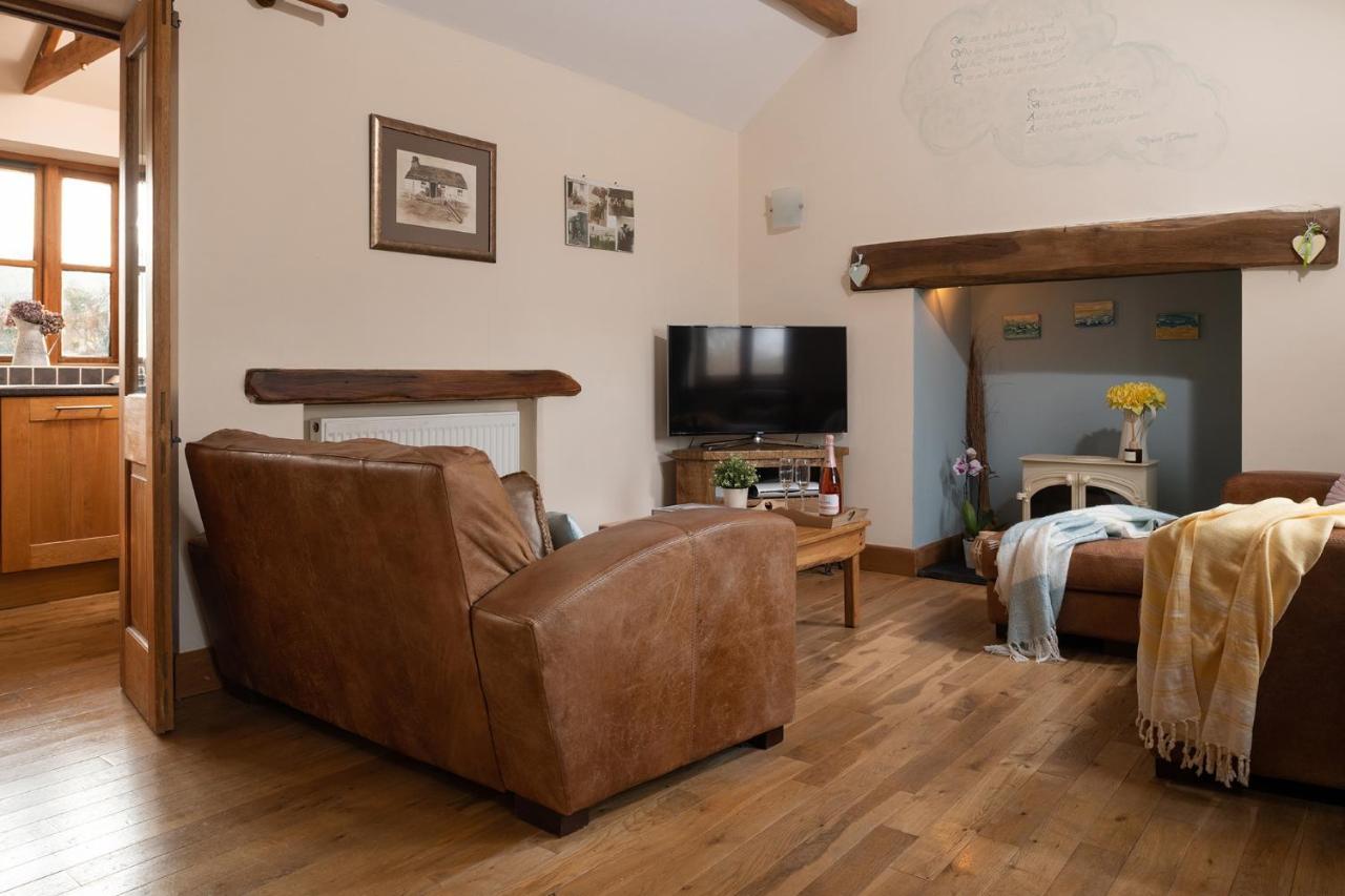 Beautiful Countryside Cottage On The North Wales Coast Abergele Extérieur photo