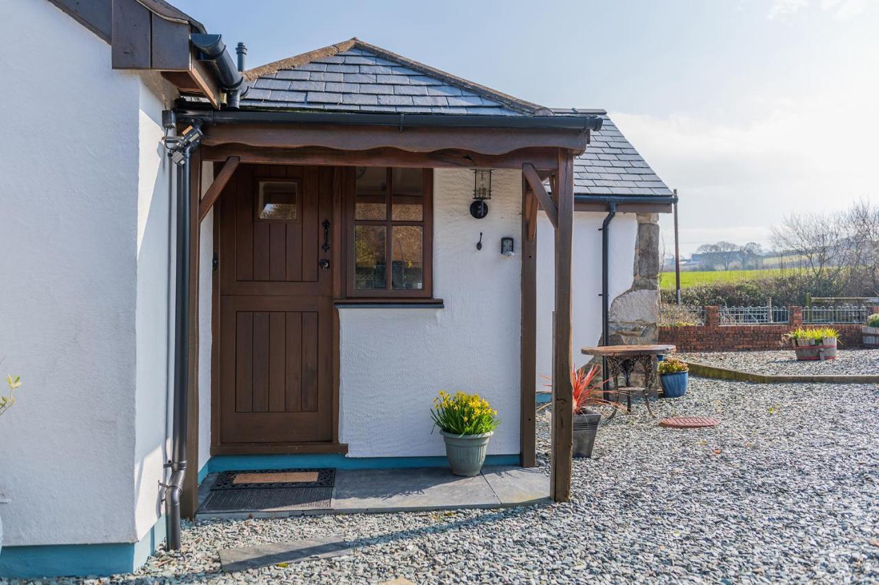 Beautiful Countryside Cottage On The North Wales Coast Abergele Extérieur photo