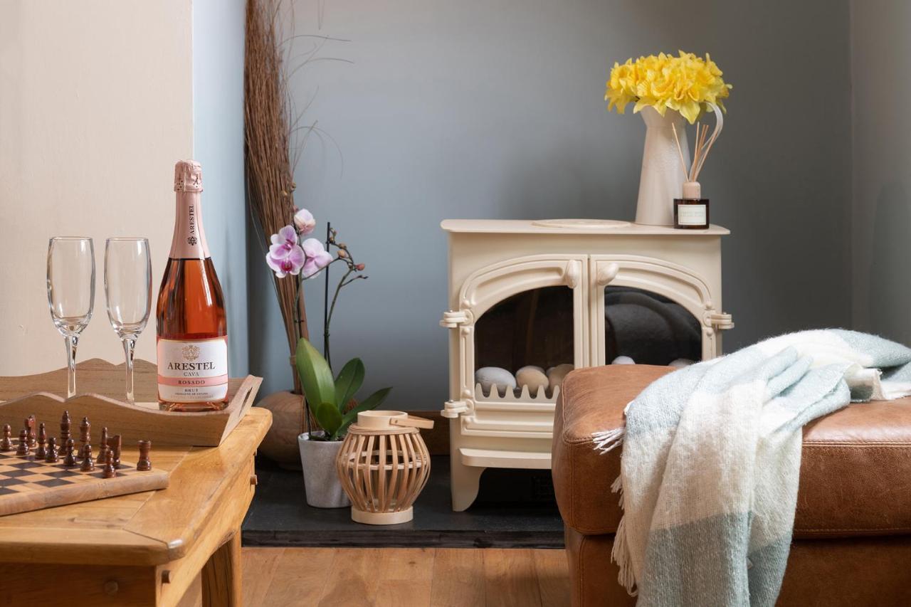 Beautiful Countryside Cottage On The North Wales Coast Abergele Extérieur photo